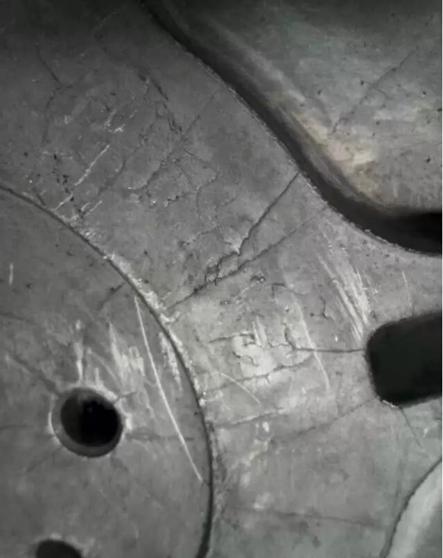 鋁合金壓鑄廠對于鋁合金壓鑄件主要缺陷的發(fā)現(xiàn)和防治 鋁合金壓鑄廠對于鋁合金壓鑄件主要缺陷的發(fā)現(xiàn)和防治