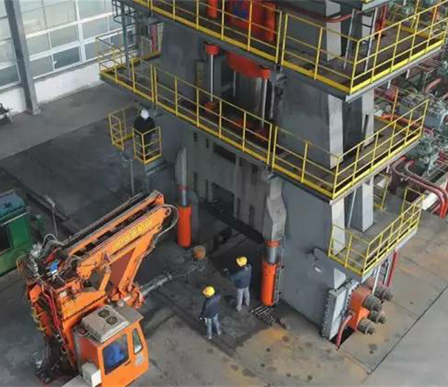 鋅合金壓鑄廠富的富死，窮的等死